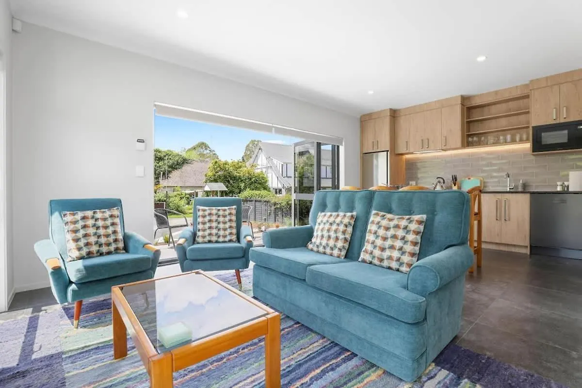 Holiday home All Together Two Houses With Spa Pool Rotorua